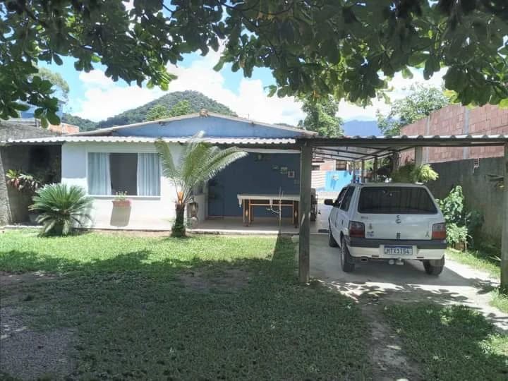 Casa com piscina em Guapimirim